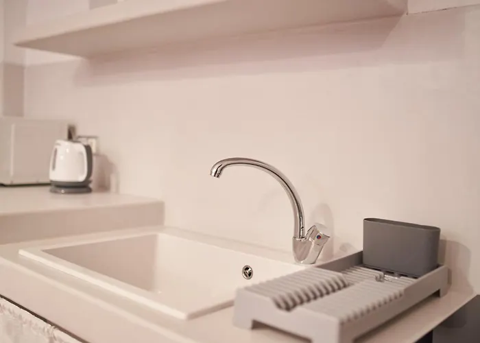 Thermia Kaga Kythnosuites