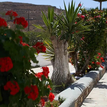 شقة Thermia Kaga Kythnosuites *