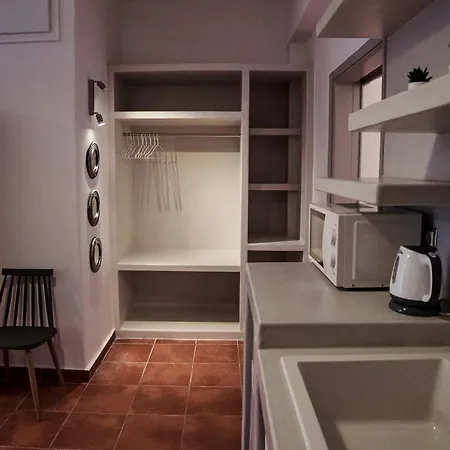 شقة Thermia Kaga Kythnosuites