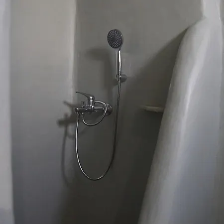 Thermia Kaga Kythnosuites شقة *